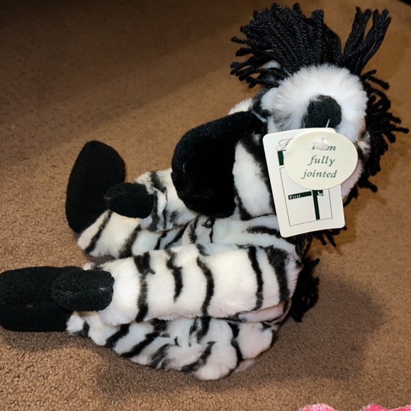 Bundle of 4 Stuffed Animals - Picture 4 of 9